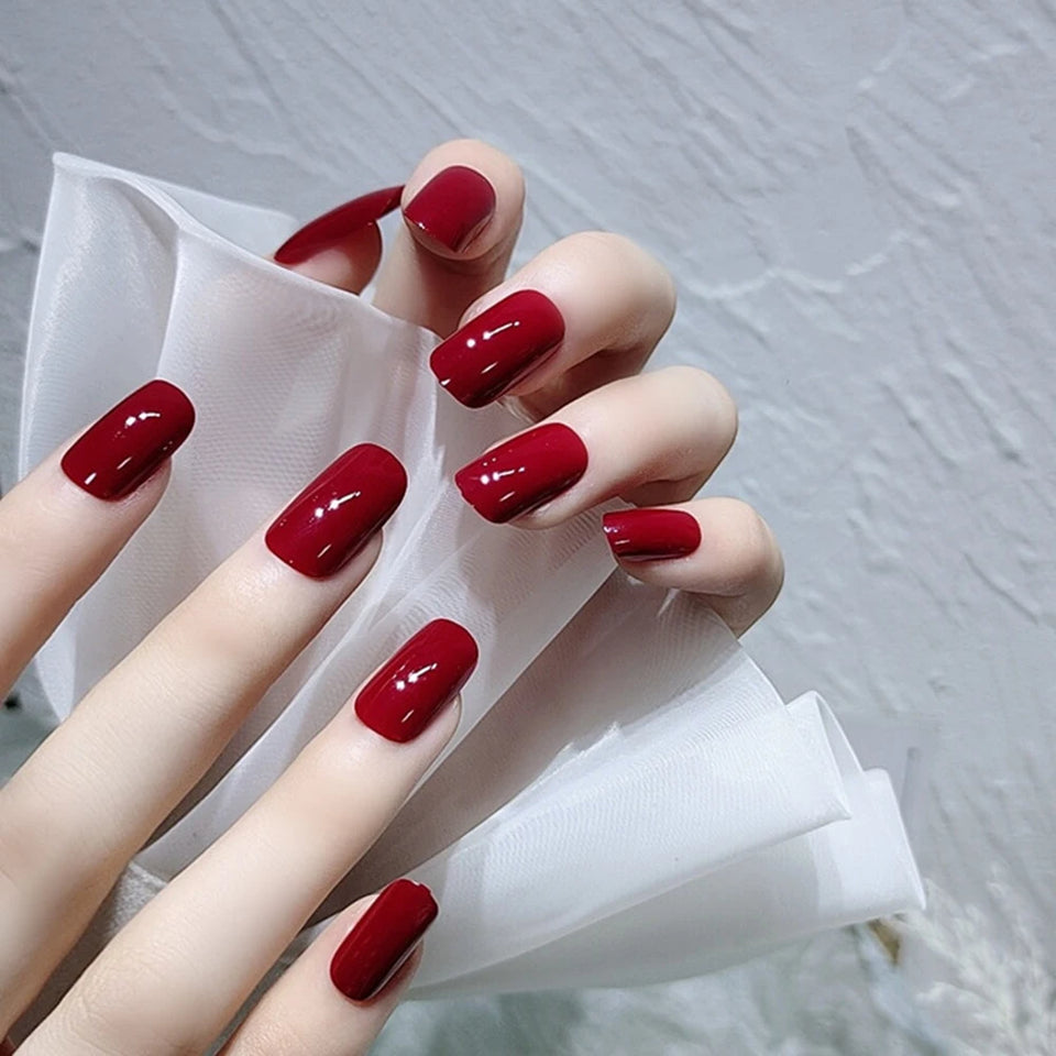 24pcs/Set Gorgeous Wine Red False Nails With Glue Middle Long Round Head Full Nail Tips Finished Fake Nail artificial nails